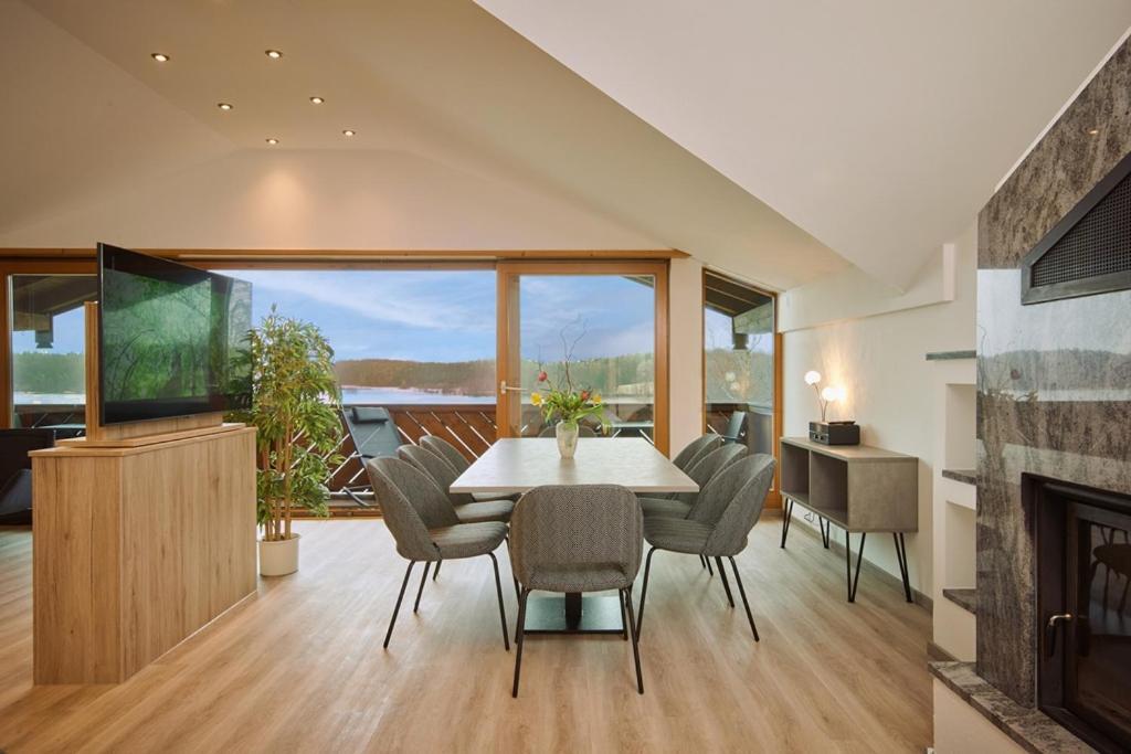 Hotel Seeblick & Ferienwohnung Bad Endorf Eksteriør billede