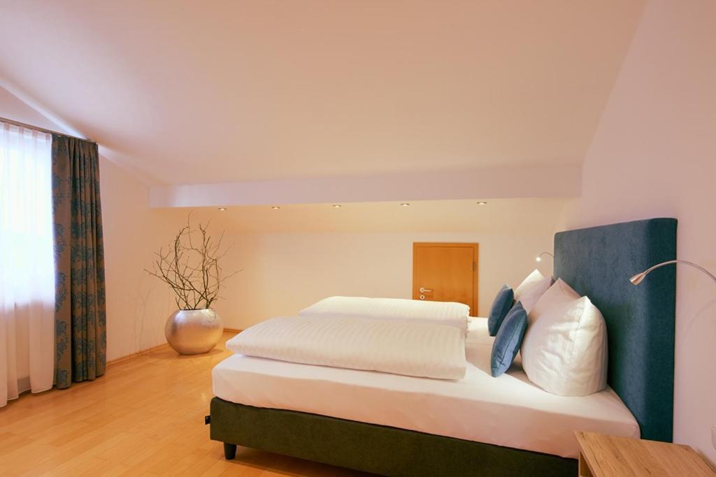 Hotel Seeblick & Ferienwohnung Bad Endorf Eksteriør billede