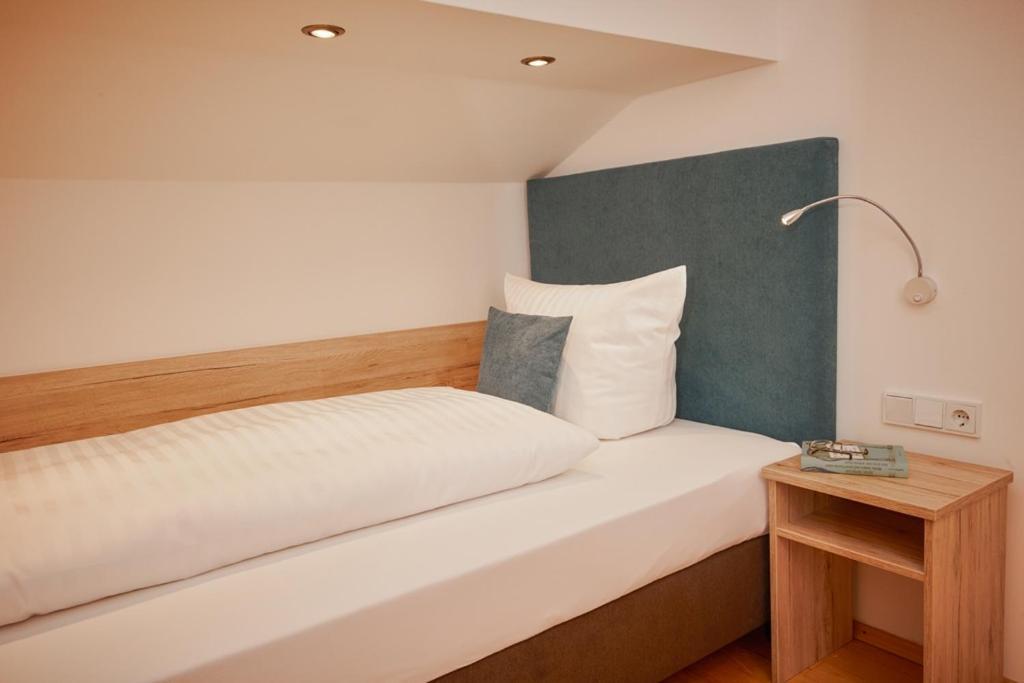 Hotel Seeblick & Ferienwohnung Bad Endorf Eksteriør billede